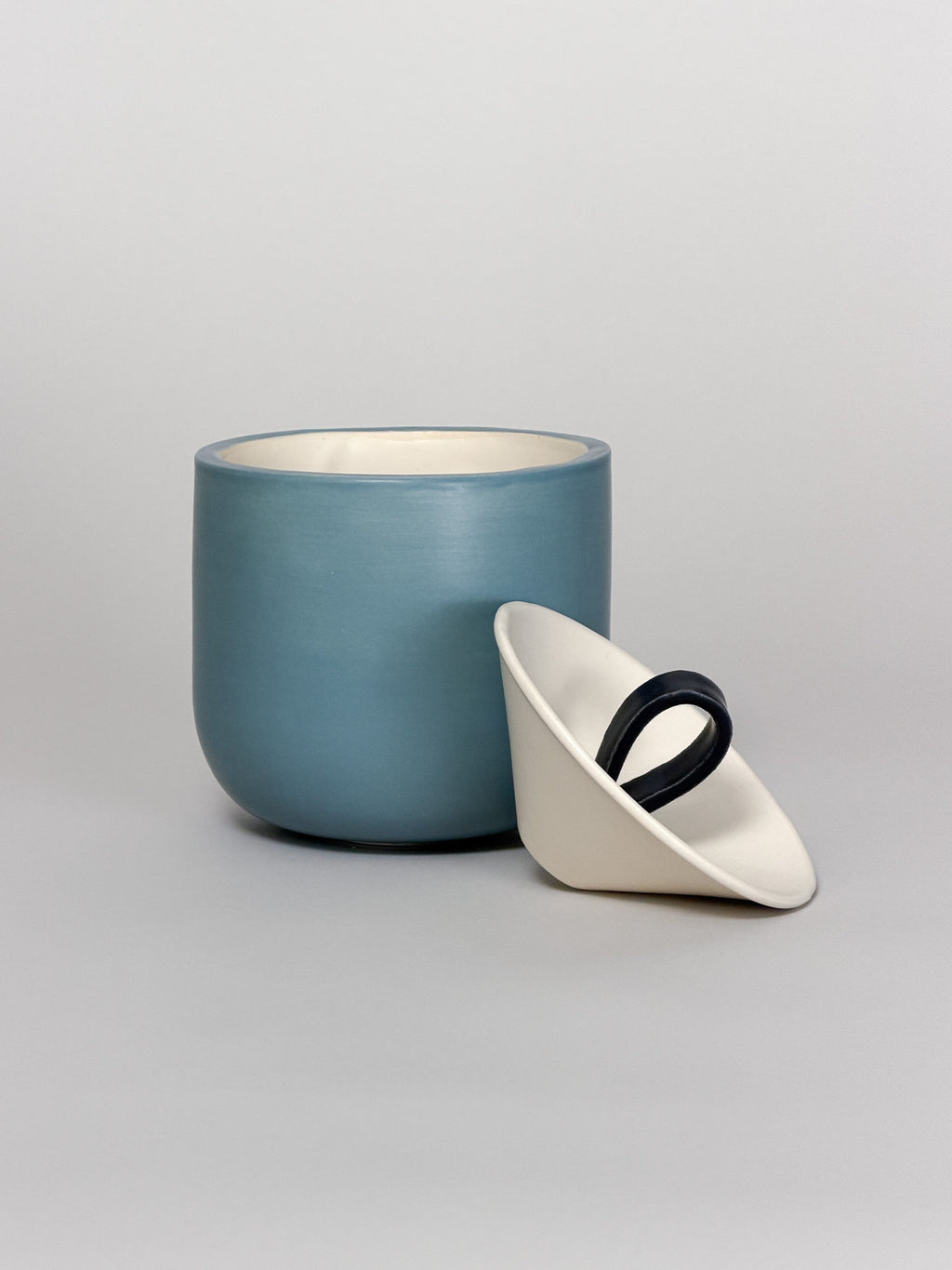 Bloom Jar, Blue