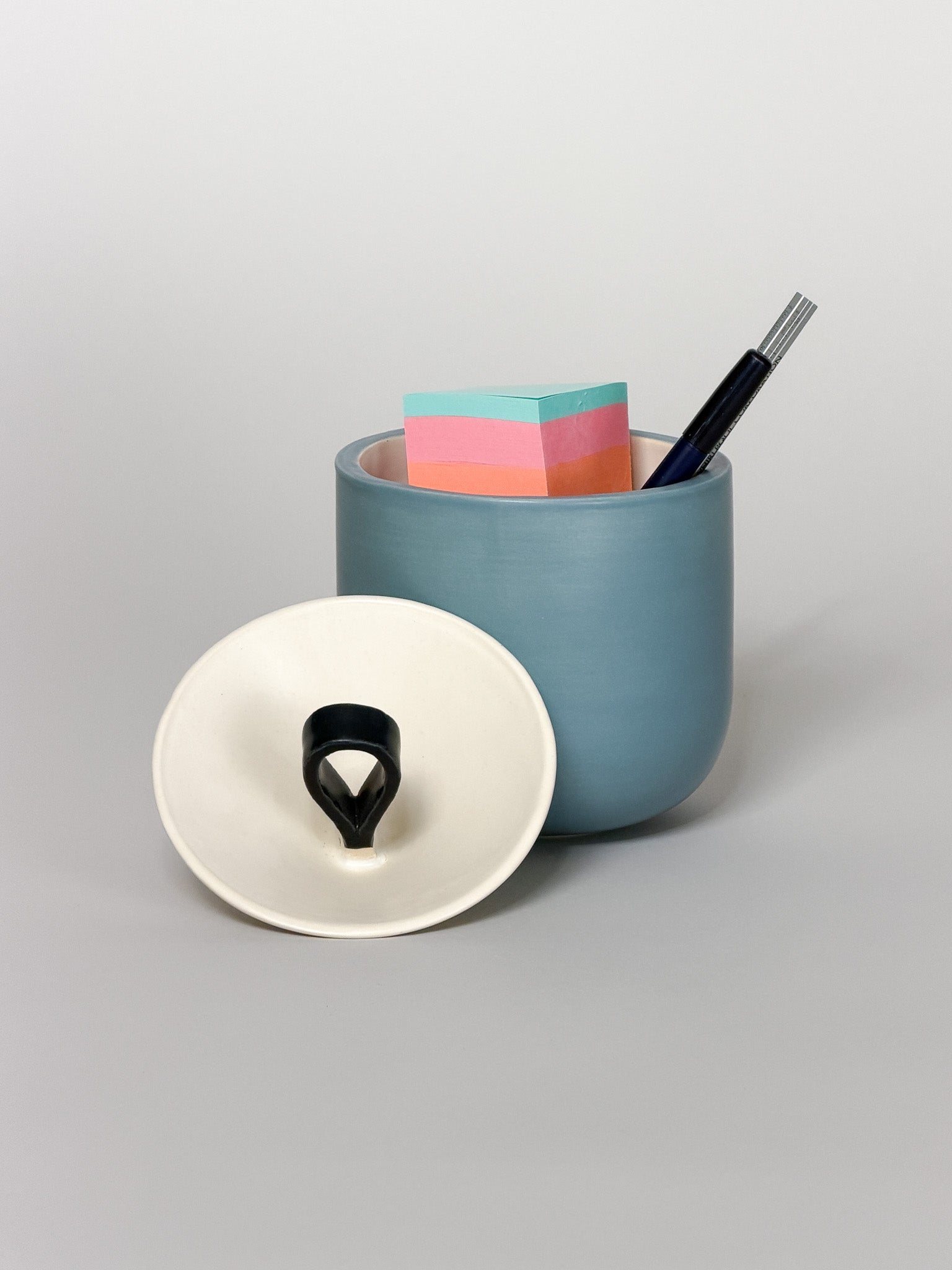 Bloom Jar, Blue