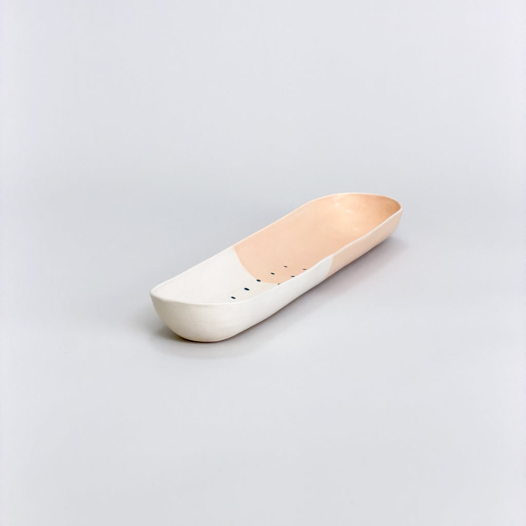 Tray, Dots